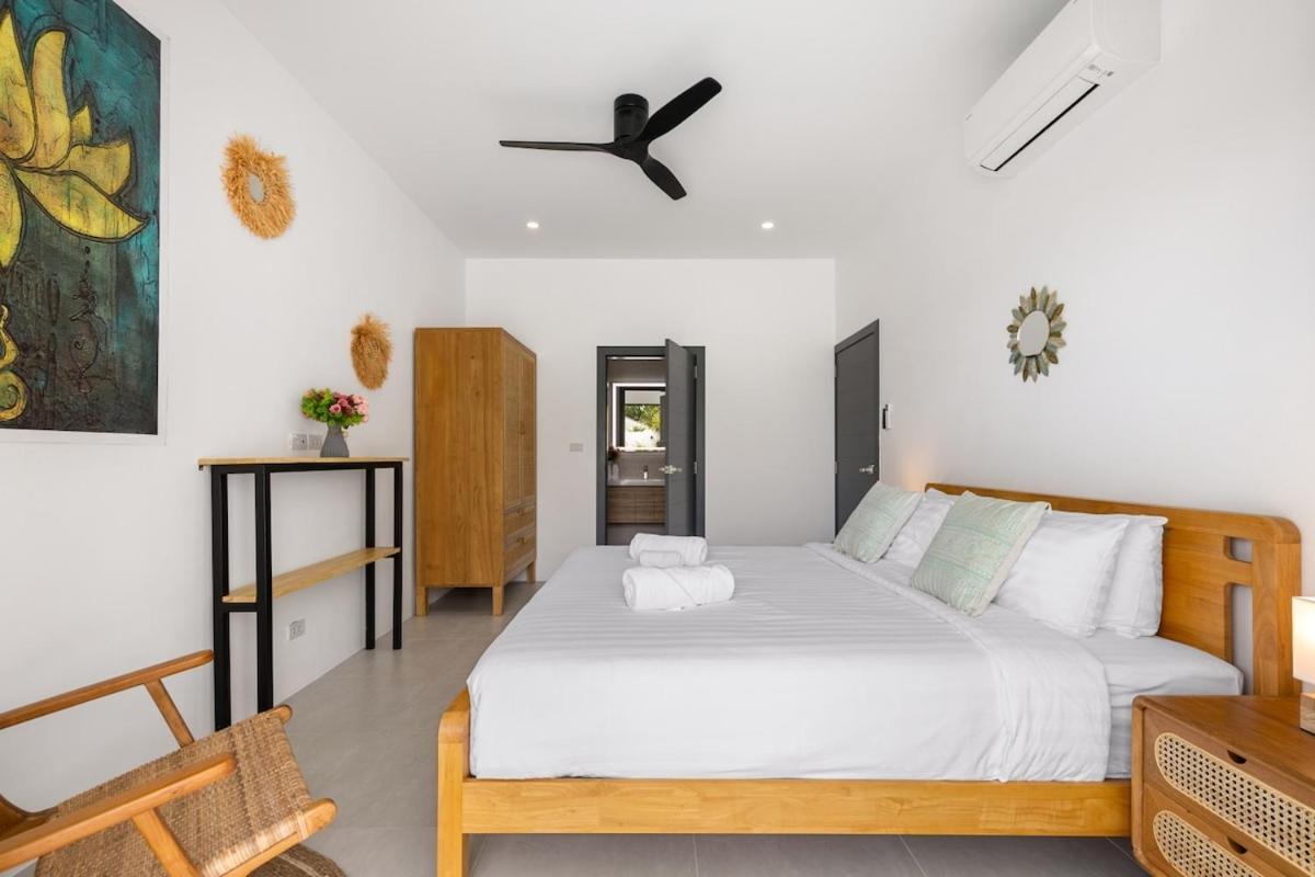 Villa Laura By -near Cystal Bay- Inclued Airport Pick Up