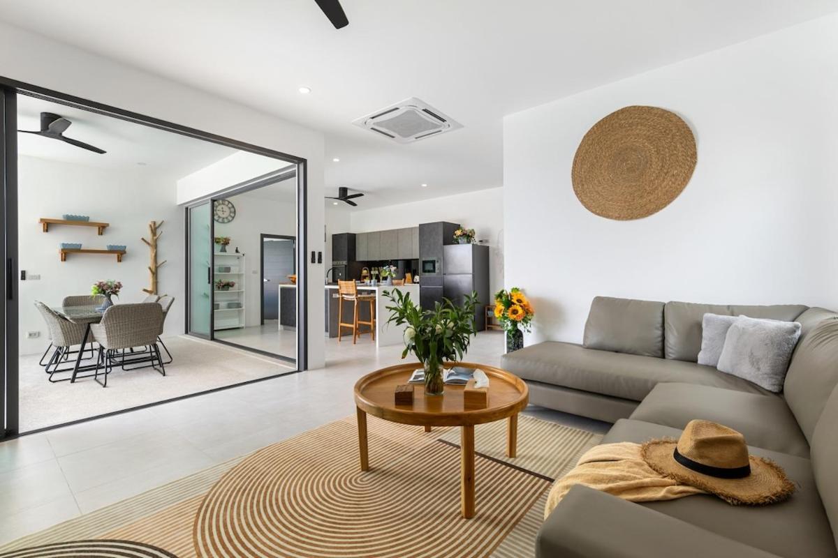 Villa Laura By -near Cystal Bay- Inclued Airport Pick Up