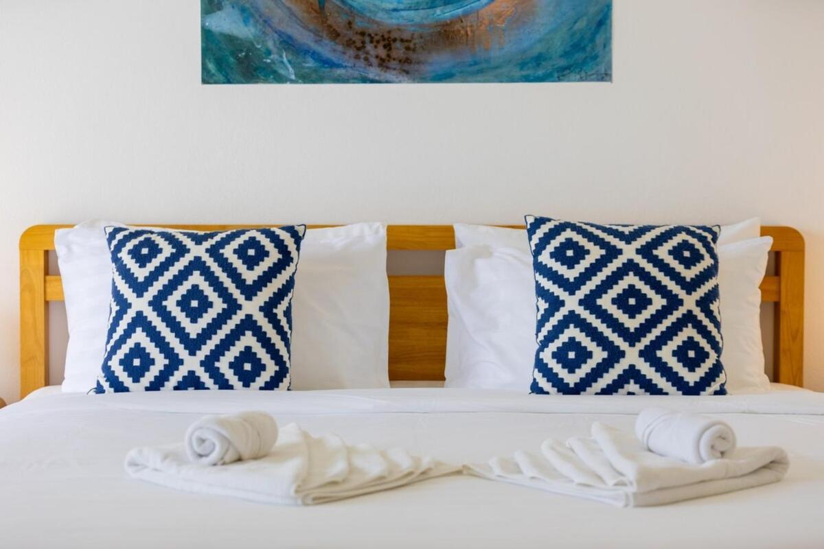 Villa Laura By -near Cystal Bay- Inclued Airport Pick Up *
