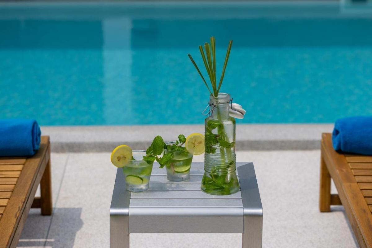 Laura By -near Cystal Bay- Inclued Airport Pick Up Villa